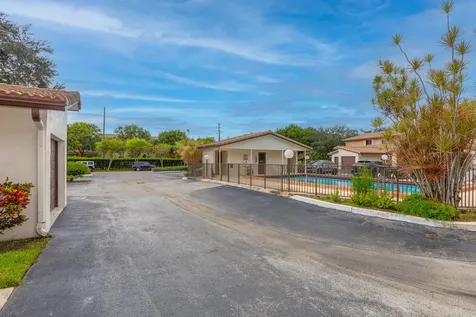 12451 Nw 3rd Street Plantation FL 33325