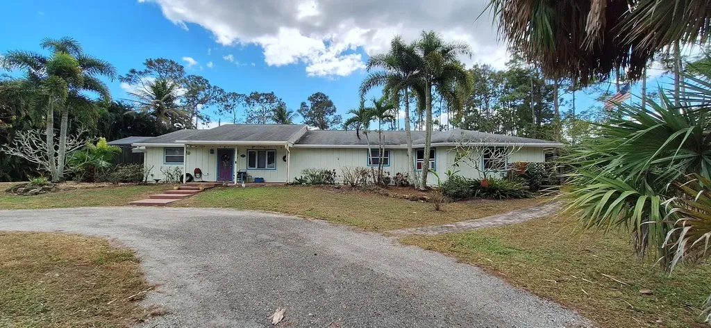 13616 Orange Grove Boulevard The Acreage FL 33411