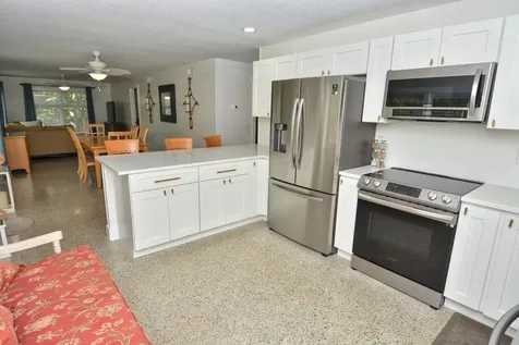 1395 Ne Flora Place Jensen Beach FL 34957