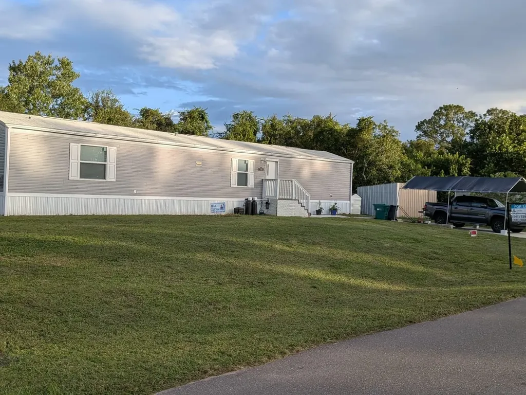 5945 Se 95th Trail Okeechobee FL 34974
