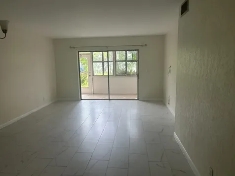 1 Abbey 102 Lane Delray Beach FL 33446