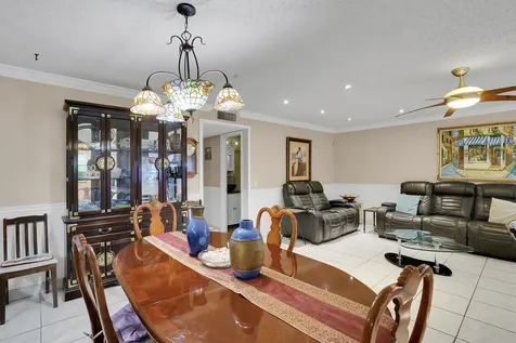 902 South Drive Delray Beach FL 33445