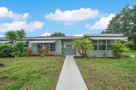 902 South Drive Delray Beach FL 33445