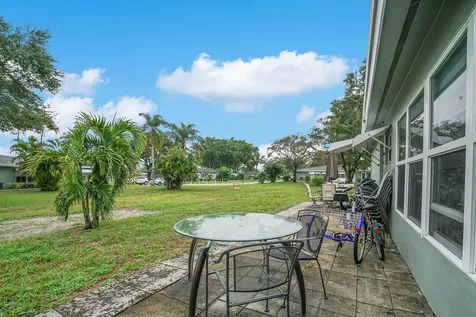 902 South Drive Delray Beach FL 33445