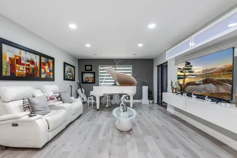 403 Northgate Court Royal Palm Beach FL 33411