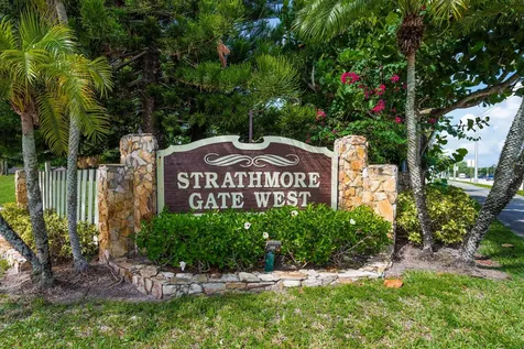 403 Northgate Court Royal Palm Beach FL 33411