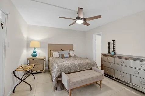 1037 Berkshire B Deerfield Beach FL 33442