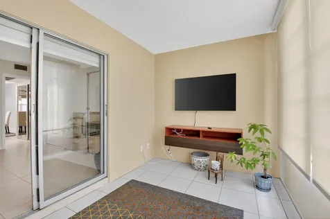 1037 Berkshire B Deerfield Beach FL 33442