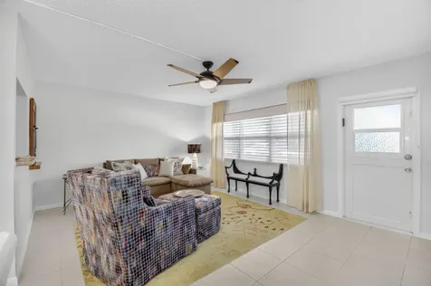 1037 Berkshire B Deerfield Beach FL 33442