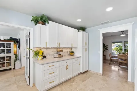 1700 Sw 72nd Avenue Plantation FL 33317