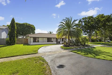 1700 Sw 72nd Avenue Plantation FL 33317