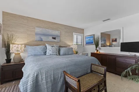 1700 Sw 72nd Avenue Plantation FL 33317