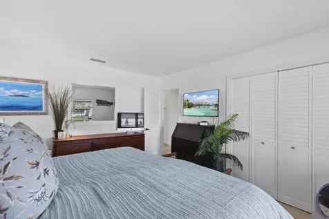 1700 Sw 72nd Avenue Plantation FL 33317