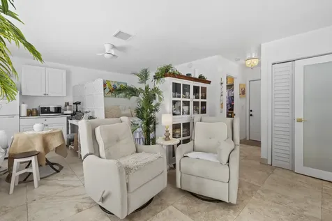 1700 Sw 72nd Avenue Plantation FL 33317