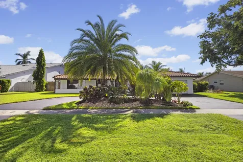 1700 Sw 72nd Avenue Plantation FL 33317