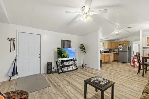 6585 Ne 7th Street Okeechobee FL 34974