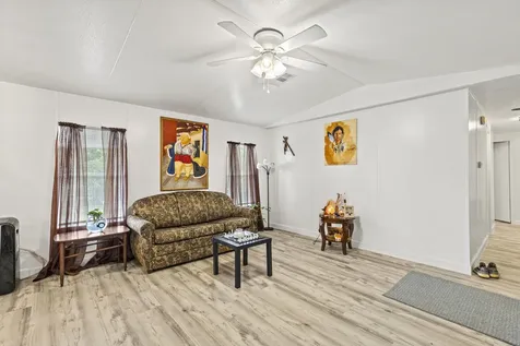 6585 Ne 7th Street Okeechobee FL 34974