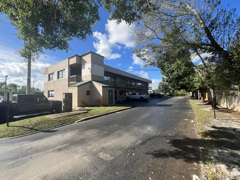 725 SE Port Street Lucie Boulevard Port Saint Lucie FL 34984
