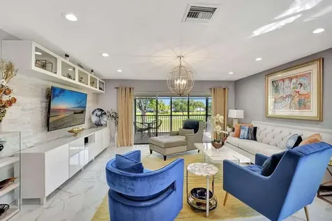 15 Westgate Lane Boynton Beach FL 33436