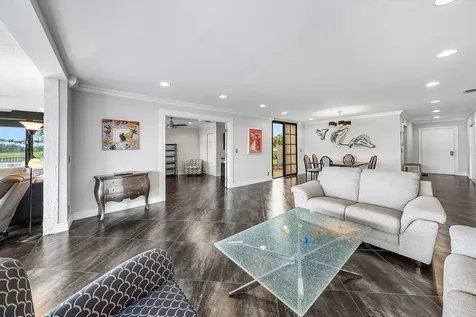 23 Eastgate Drive Boynton Beach FL 33436