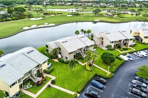 23 Eastgate Drive Boynton Beach FL 33436