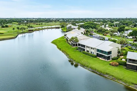 23 Eastgate Drive Boynton Beach FL 33436