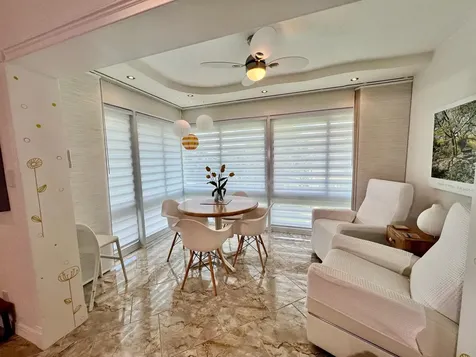 5121 W Oakland Park Boulevard Lauderdale Lakes FL 33313