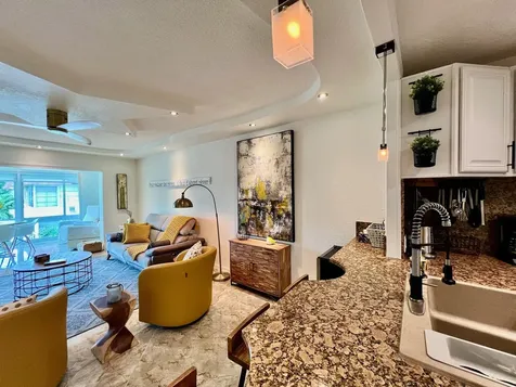 5121 W Oakland Park Boulevard Lauderdale Lakes FL 33313