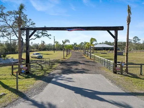 13519 Ne 14th Avenue Okeechobee FL 34972