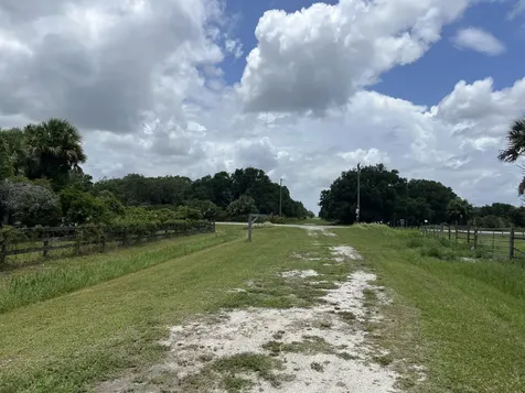 19145 NW 270th Street Okeechobee FL 34972