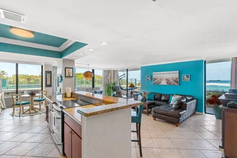 5540 N Ocean Drive Singer Island FL 33404