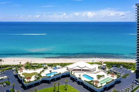 5540 N Ocean Drive Singer Island FL 33404