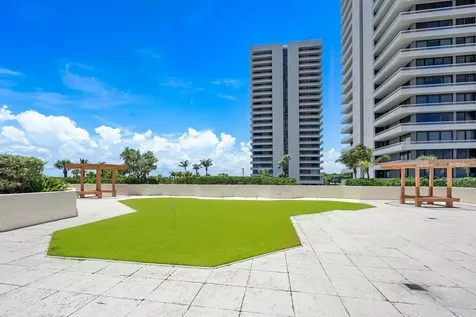5540 N Ocean Drive Singer Island FL 33404