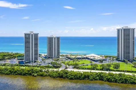 5540 N Ocean Drive Singer Island FL 33404
