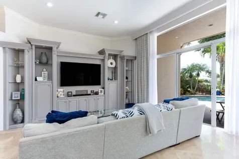 157 Esperanza Way Palm Beach Gardens FL 33418