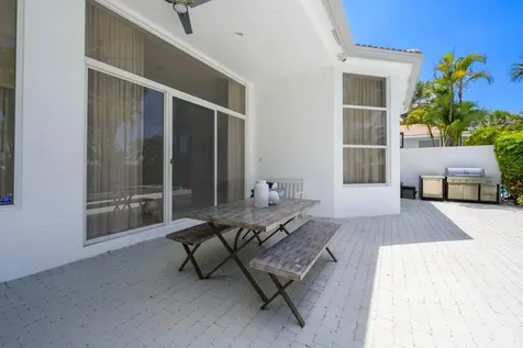 157 Esperanza Way Palm Beach Gardens FL 33418