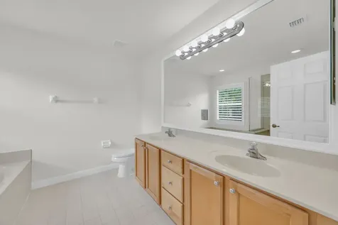 8058 Murano Circle Palm Beach Gardens FL 33418