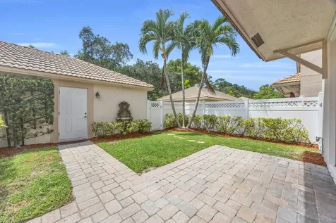 8058 Murano Circle Palm Beach Gardens FL 33418