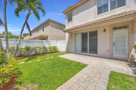 8058 Murano Circle Palm Beach Gardens FL 33418