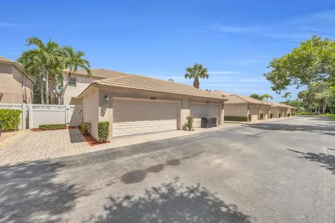 8058 Murano Circle Palm Beach Gardens FL 33418