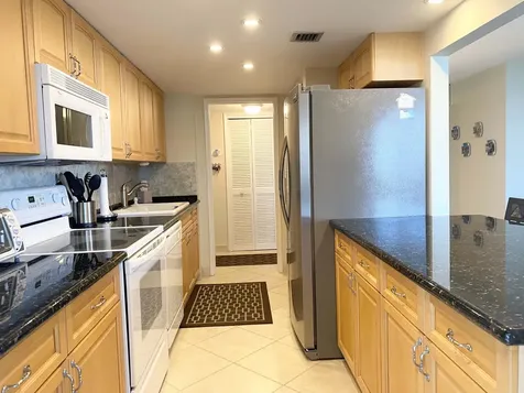 3570 S Ocean 612 Boulevard South Palm Beach FL 33480