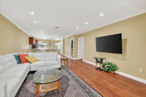 9268 Vista Del Lago Boca Raton FL 33428
