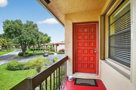 9268 Vista Del Lago Boca Raton FL 33428