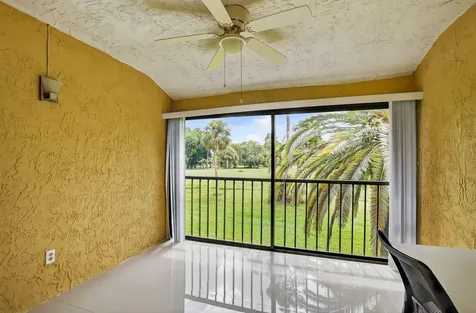 9268 Vista Del Lago Boca Raton FL 33428