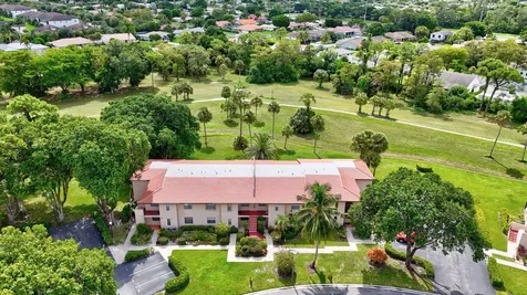 9268 Vista Del Lago Boca Raton FL 33428