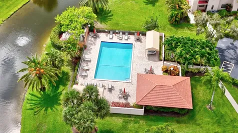 9268 Vista Del Lago Boca Raton FL 33428
