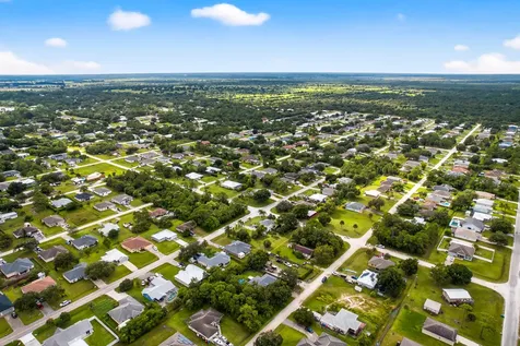 8156 101st Court Vero Beach FL 32967