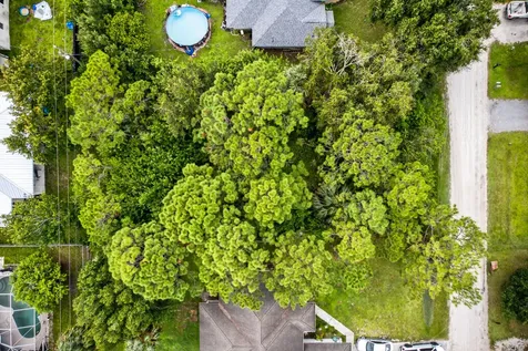 8156 101st Court Vero Beach FL 32967