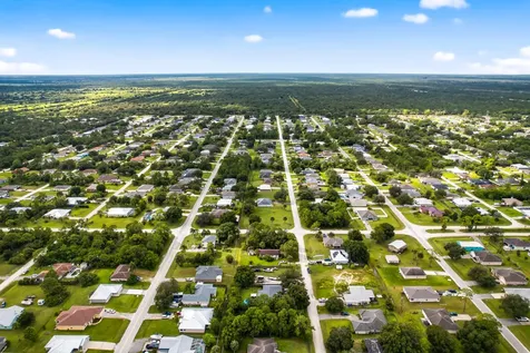 8156 101st Court Vero Beach FL 32967