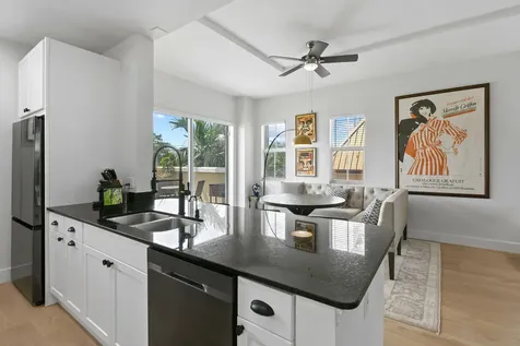 3940 N Flagler Drive West Palm Beach FL 33407